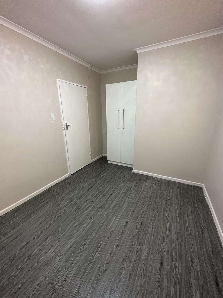 To Let 3 Bedroom Property for Rent in Bothasig Western Cape